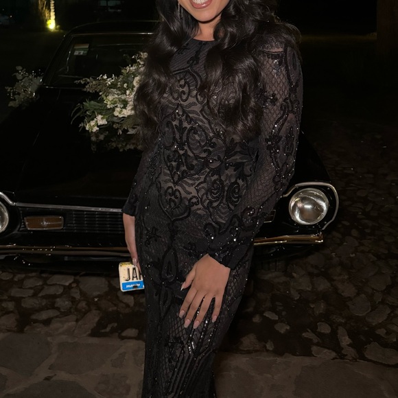 Betsy Adam long sleeve black sequence dress size 2 - Picture 1 of 4